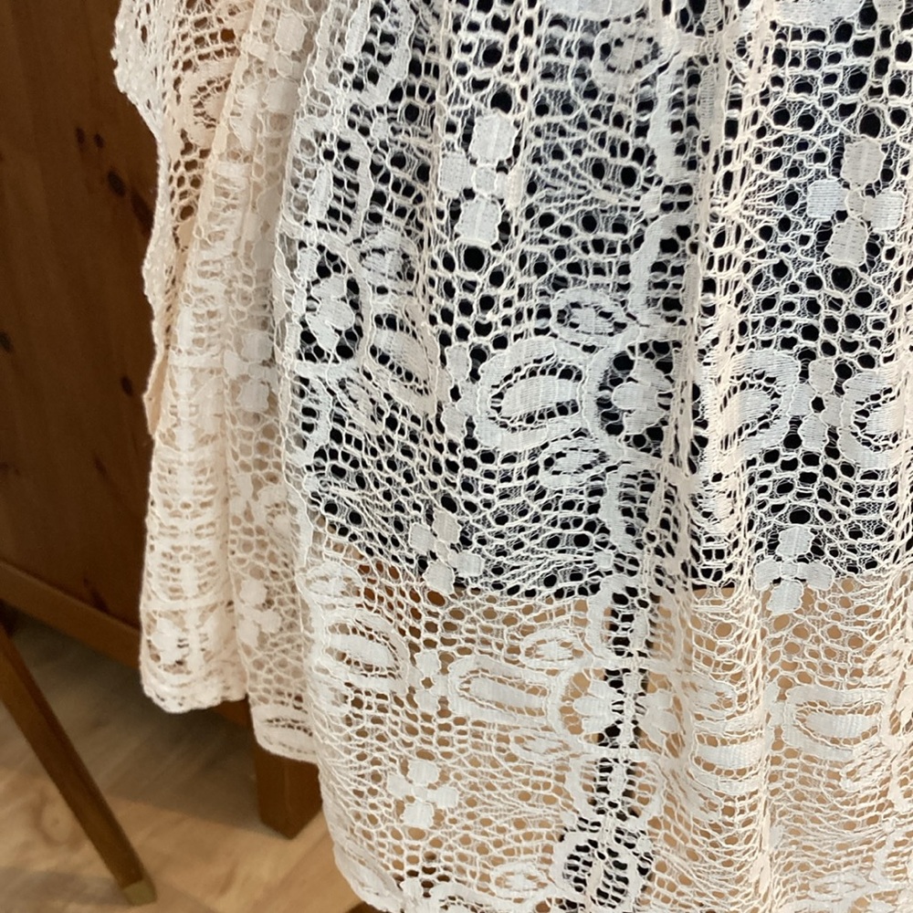 Lace swim cover up - Picture 5 of 13